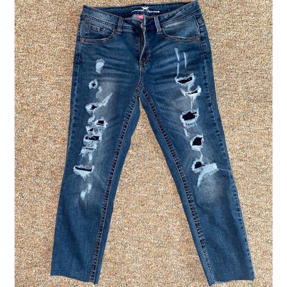 Brand new mid rise distressed jeans